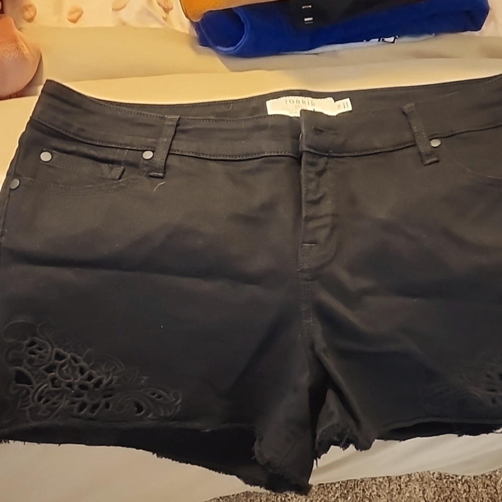 Torrid size 14 denim shorts